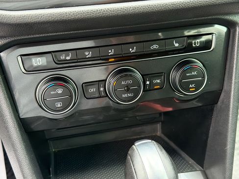 Used 2019 Volkswagen Tiguan SEL Premium AWD/4WD image 33
