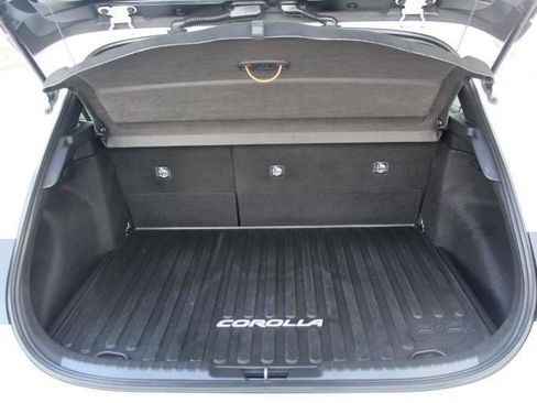 Used 2021 Toyota Corolla SE FWD image 15