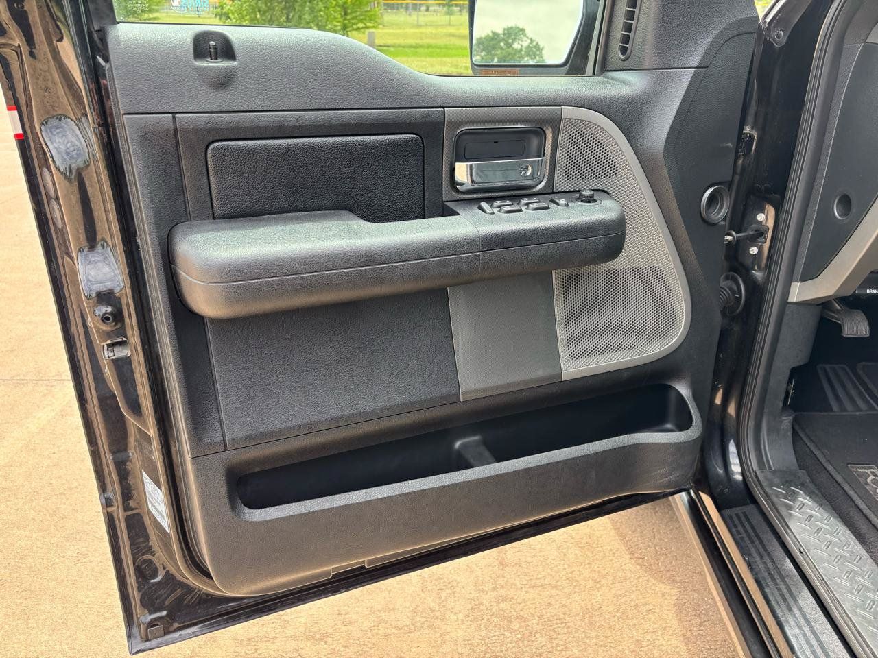 Used 2008 Ford F150 Lariat RWD image 12