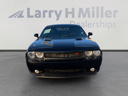 Used 2013 Dodge Challenger R/T Plus image 8