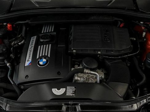 Used 2011 BMW 1 Series M RWD image 6