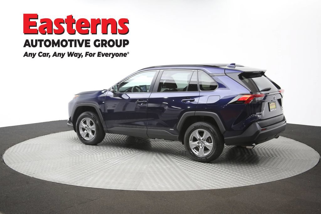 Used 2024 Toyota RAV4 XLE AWD/4WD image 62