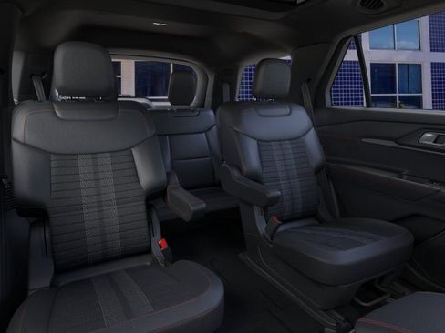 Used 2026 Ford Explorer ST-Line w/ ST-Line Street Pack AWD/4WD image 12