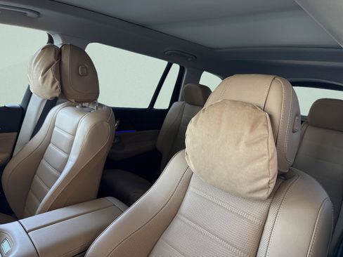 Certified 2026 Mercedes-Benz GLS 450 4MATIC image 26
