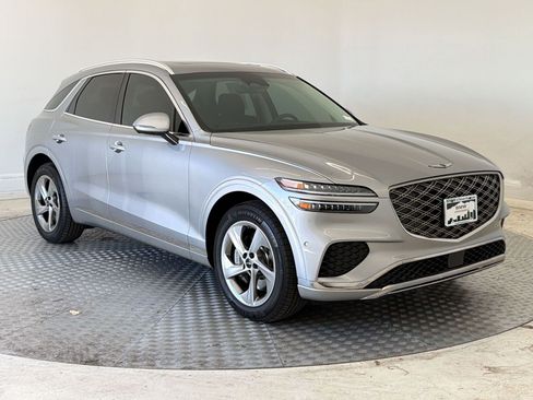 Used 2026 Genesis GV70 2.5T Advanced AWD/4WD image 7