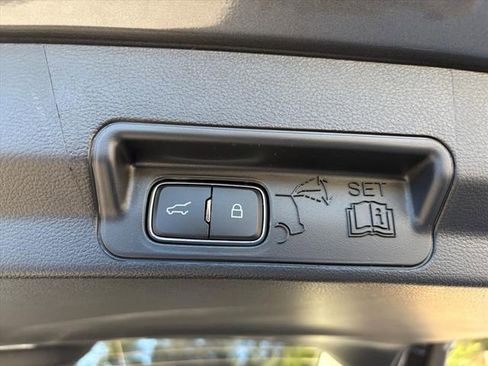 New 2026 Ford Explorer Active w/ Active Comfort Package image 22