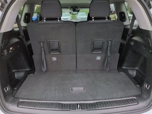 Used 2023 Jeep Grand Cherokee L Laredo image 33