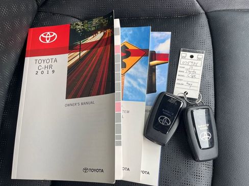 Used 2019 Toyota C-HR Limited image 24