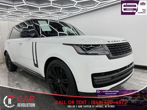 Used 2022 Land Rover Range Rover Long Wheelbase SE AWD/4WD image 1