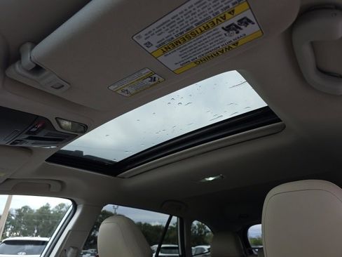 Used 2021 Subaru Outback Limited XT image 5