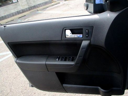 Used 2008 Ford Focus SE image 13