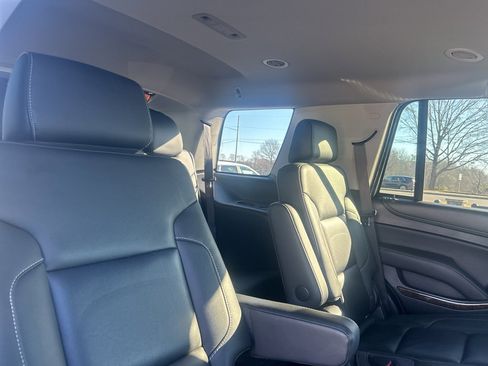 Used 2018 Chevrolet Tahoe LT image 12