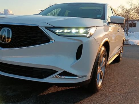 Used 2023 Acura MDX SH-AWD image 9