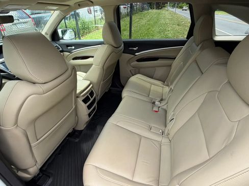 Used 2020 Acura MDX SH-AWD image 19