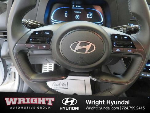 Certified 2025 Hyundai Elantra Sport image 20