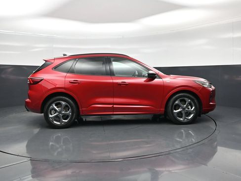 Certified 2023 Ford Escape ST-Line w/ Tech Pack #1 FWD image 24