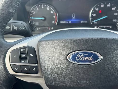 Used 2023 Ford Explorer XLT w/ Equipment Group 202A AWD/4WD image 27