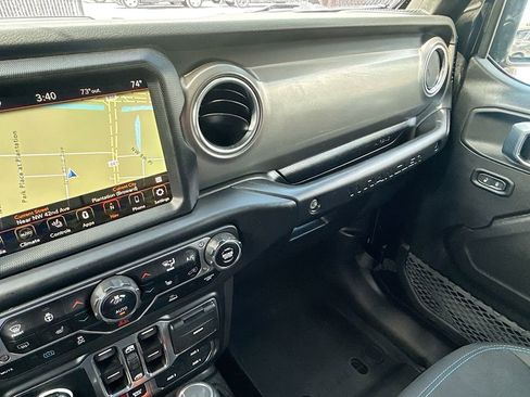 Used 2023 Jeep Wrangler Unlimited Rubicon 4xe w/ Cold Weather Group AWD/4WD image 24