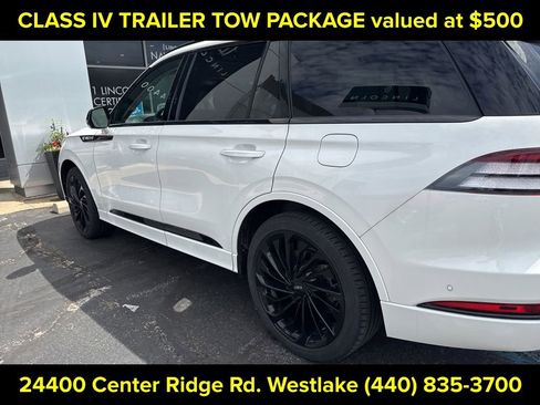 Used 2023 Lincoln Aviator Reserve w/ Equipment Group 201A AWD/4WD image 9
