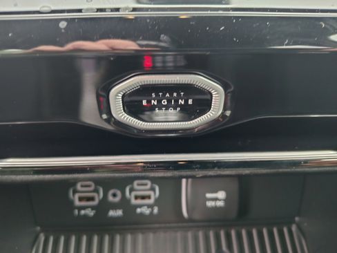 New 2026 Jeep Grand Cherokee Limited AWD/4WD image 40