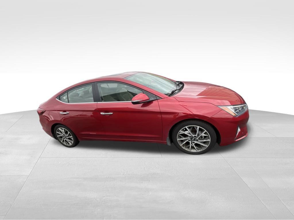 Used 2019 Hyundai Elantra Limited w/ Ultimate Package 02 FWD image 18