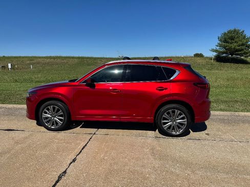 Certified 2025 MAZDA CX-5 Signature image 12