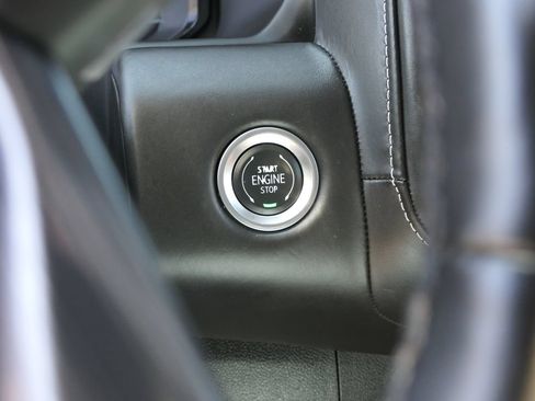 Used 2024 GMC Yukon Denali Ultimate AWD/4WD image 16