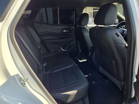 Certified 2026 Chevrolet Trax RS w/ Driver Confidence Package FWD image 16