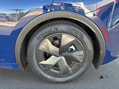 Used 2024 Toyota Prius LE image 23