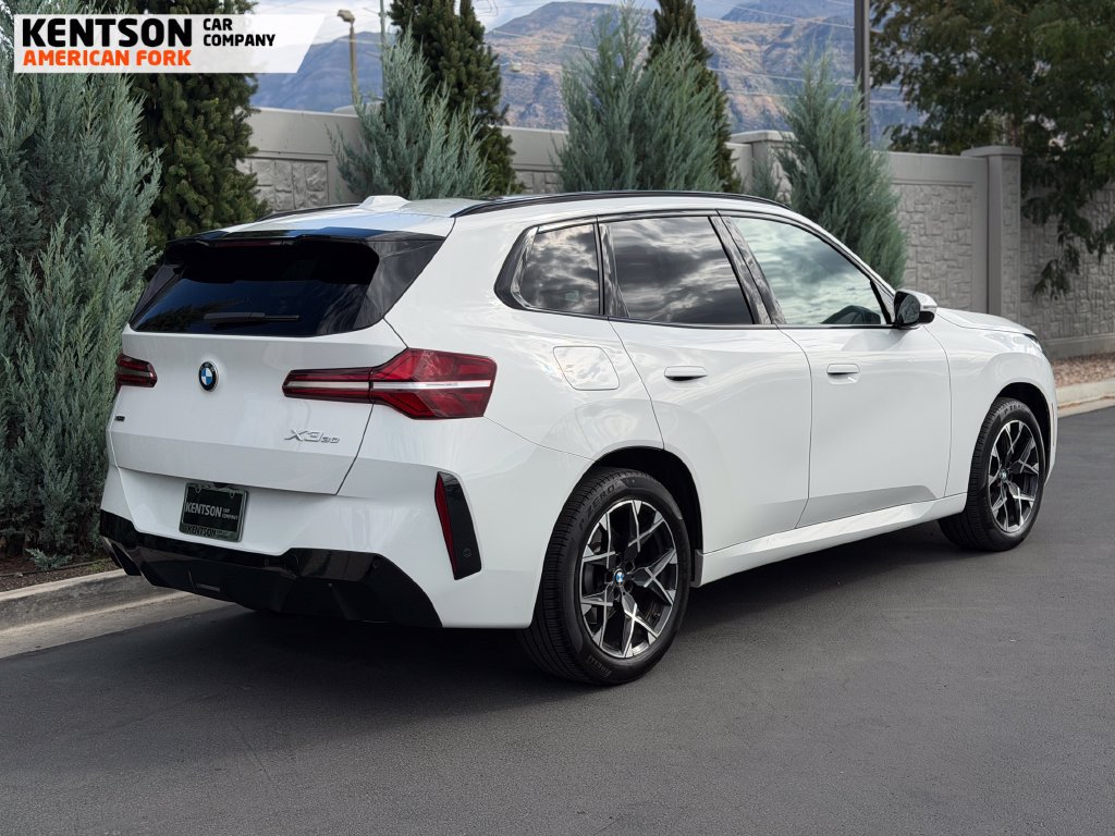Used 2025 BMW X3 xDrive30i AWD/4WD image 7