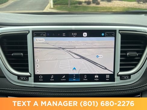New 2027 Chrysler Pacifica Select AWD/4WD image 19