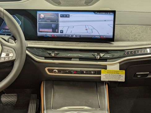 New 2026 BMW X5 xDrive40i w/ Climate Comfort Package image 25