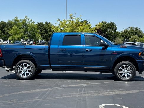 Used 2022 RAM 3500 Limited image 3