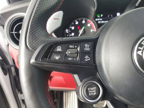 Used 2021 Alfa Romeo Stelvio Ti Sport image 34