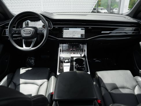 Certified 2025 Audi Q8 Prestige w/ Prestige Package AWD/4WD image 8