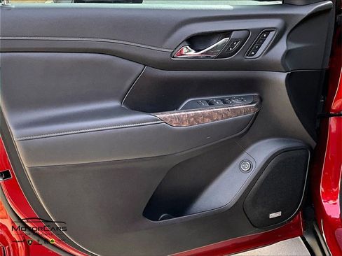 Used 2023 GMC Acadia Denali w/ Trailering Package image 20