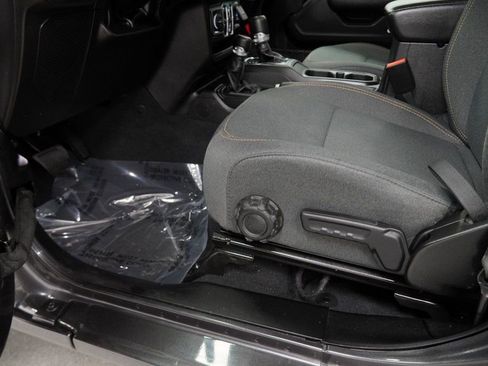 Used 2024 Jeep Wrangler Unlimited w/ Convenience Group image 42