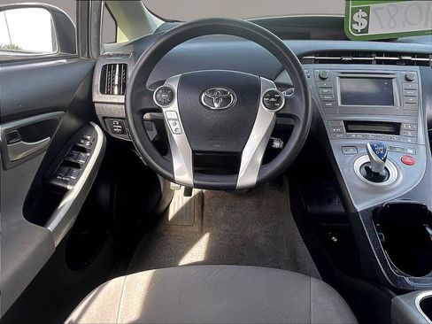 Used 2015 Toyota Prius Two FWD image 8
