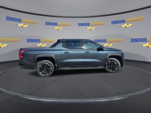 New 2026 Chevrolet Silverado EV LT w/ Premium Package image 12