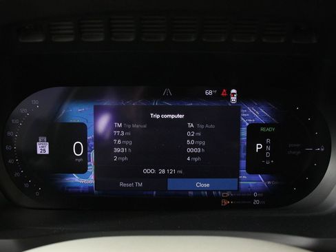 Certified 2023 Volvo XC90 T8 Ultimate AWD/4WD image 12