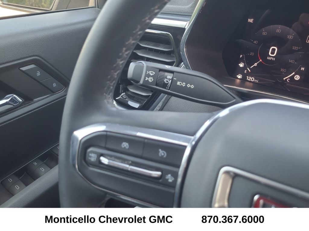 Used 2024 GMC Canyon Elevation w/ Trailering Package RWD image 21