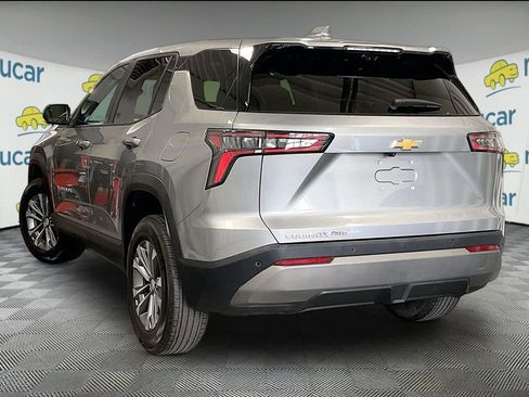 Used 2025 Chevrolet Equinox LT w/ Safety and Technology Package AWD/4WD image 4