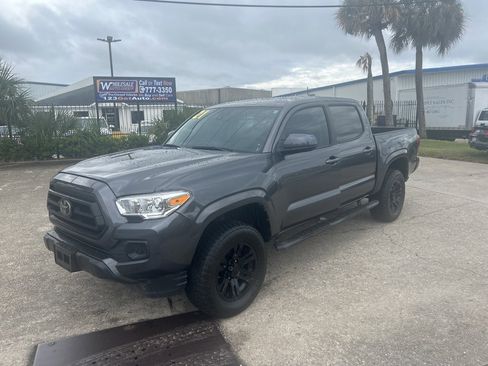 Used 2021 Toyota Tacoma SR image 1