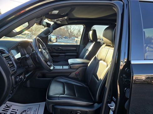 Used 2023 RAM 1500 Limited AWD/4WD image 17