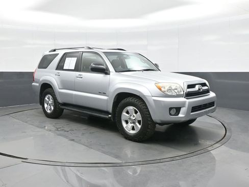 Used 2007 Toyota 4Runner SR5 image 1