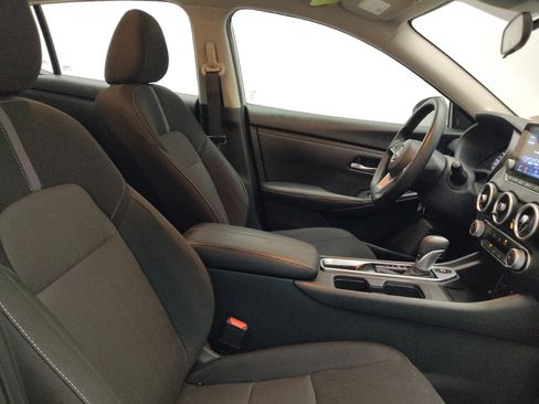 Used 2025 Nissan Sentra SV FWD image 21