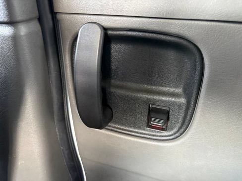 Used 2023 Chevrolet Express 3500 LS RWD image 39