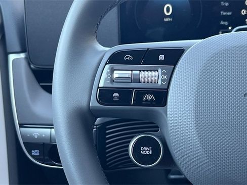 Certified 2025 Hyundai Ioniq 5 SE image 31