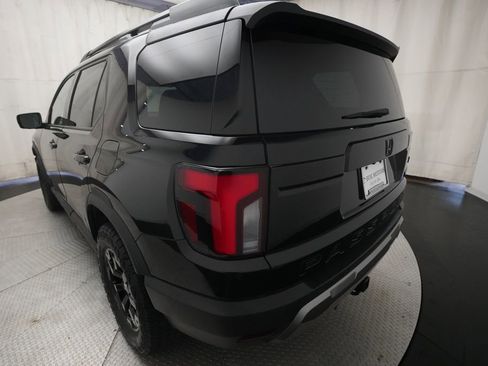 Certified 2026 Honda Passport TrailSport Elite image 36