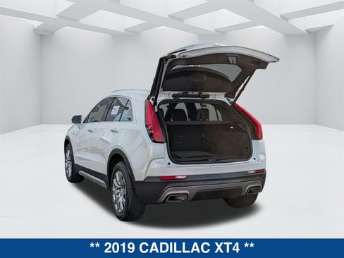 Used 2019 Cadillac XT4 Premium Luxury FWD image 14